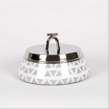 Casserole triangles with lid