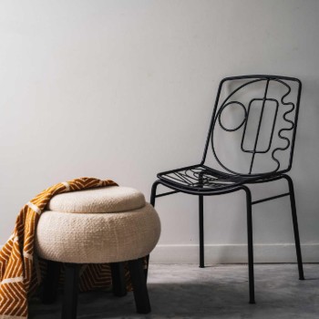 CHAIR-BLACK