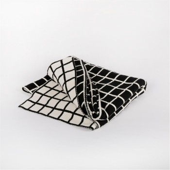 Patterned Cotton throw