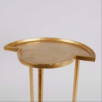 طاولة دائرية معدنية