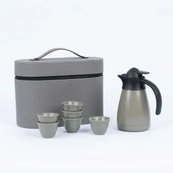 Flask Travel Bag Set from Aurora