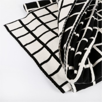 Patterned Cotton throw