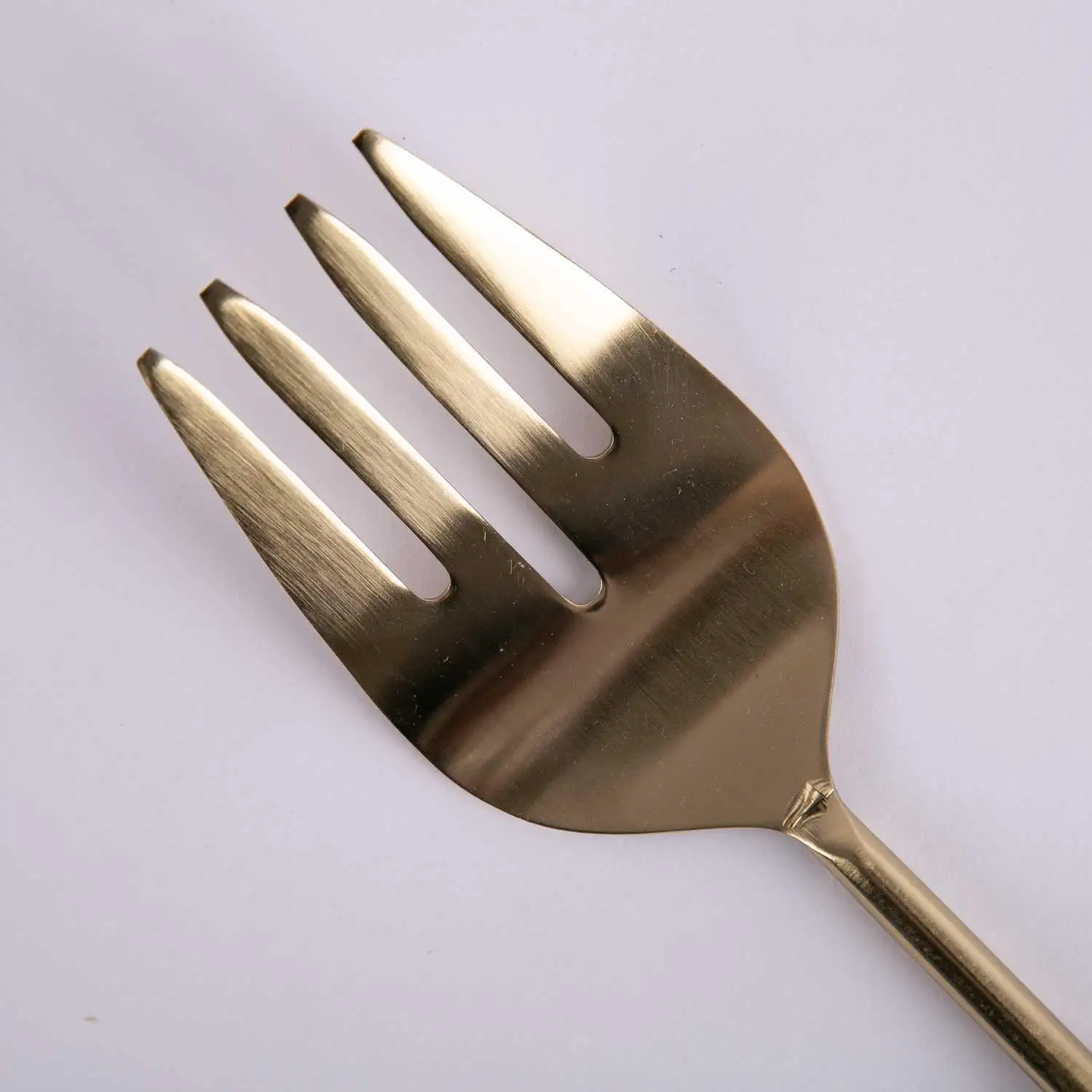 Salad serving set from Atheela