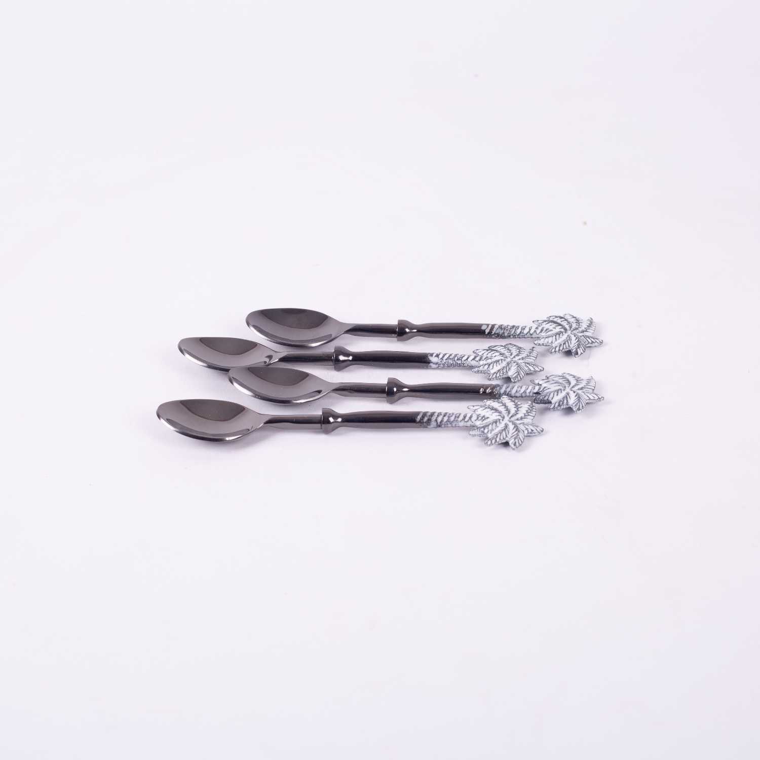 Spoons Set of 4 from Retila