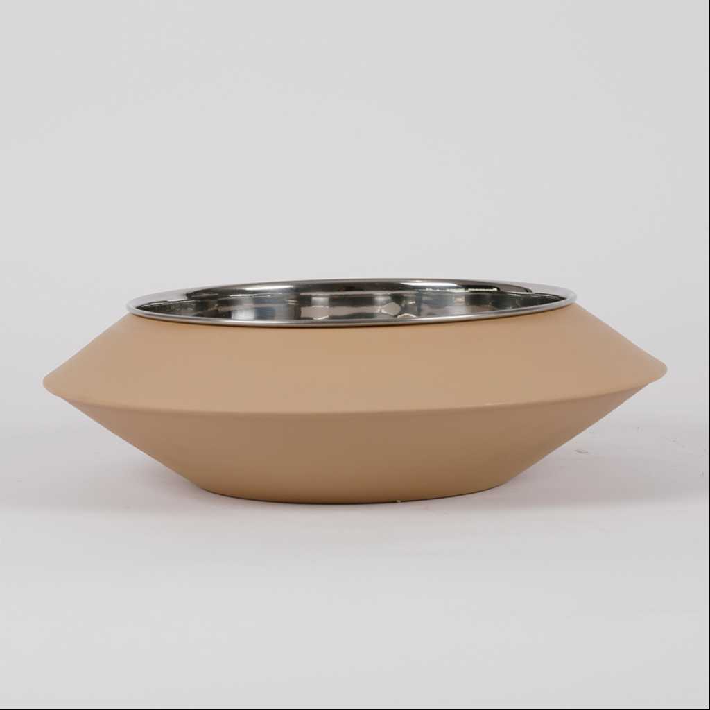 Salad serving dish from Daia