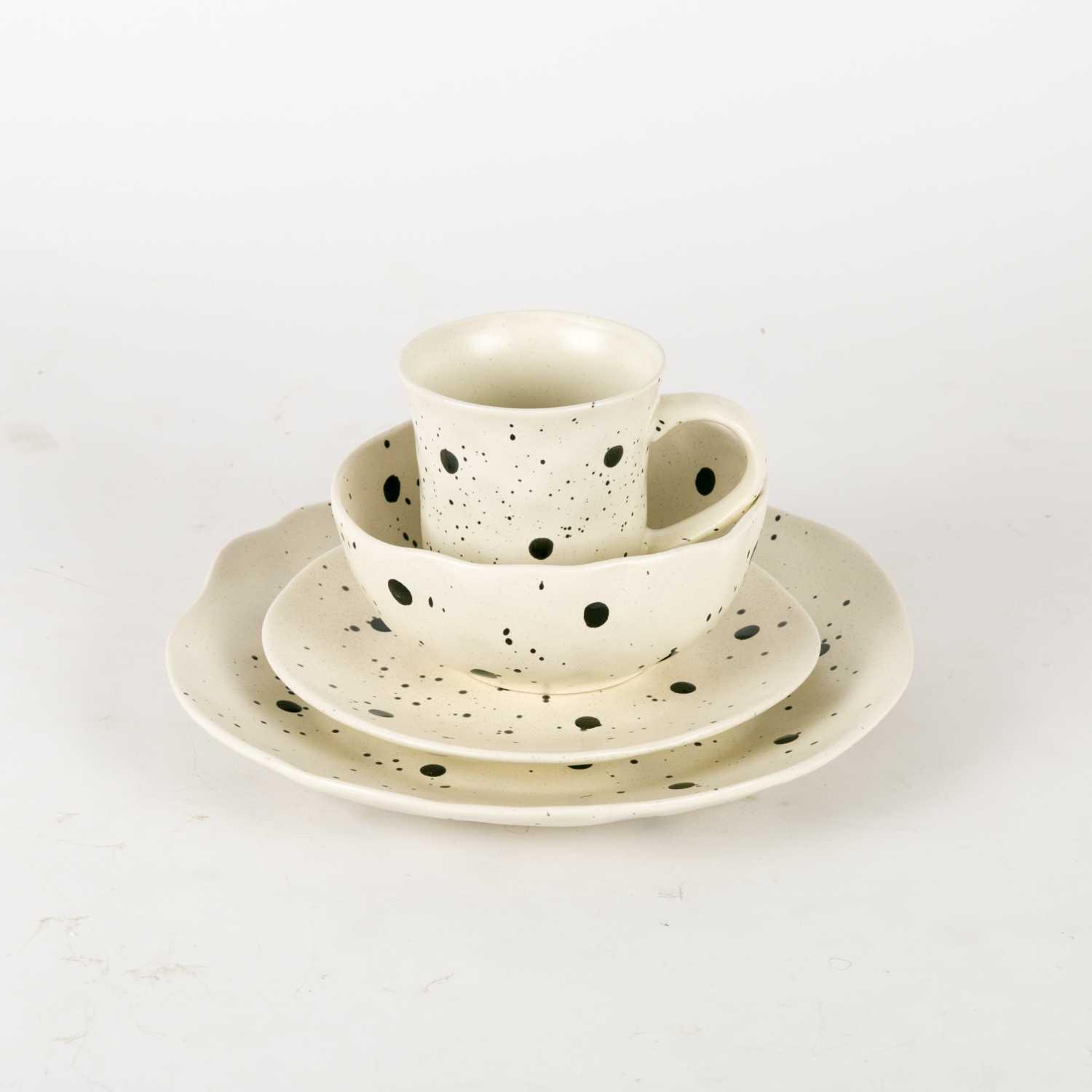 16-piece dining set