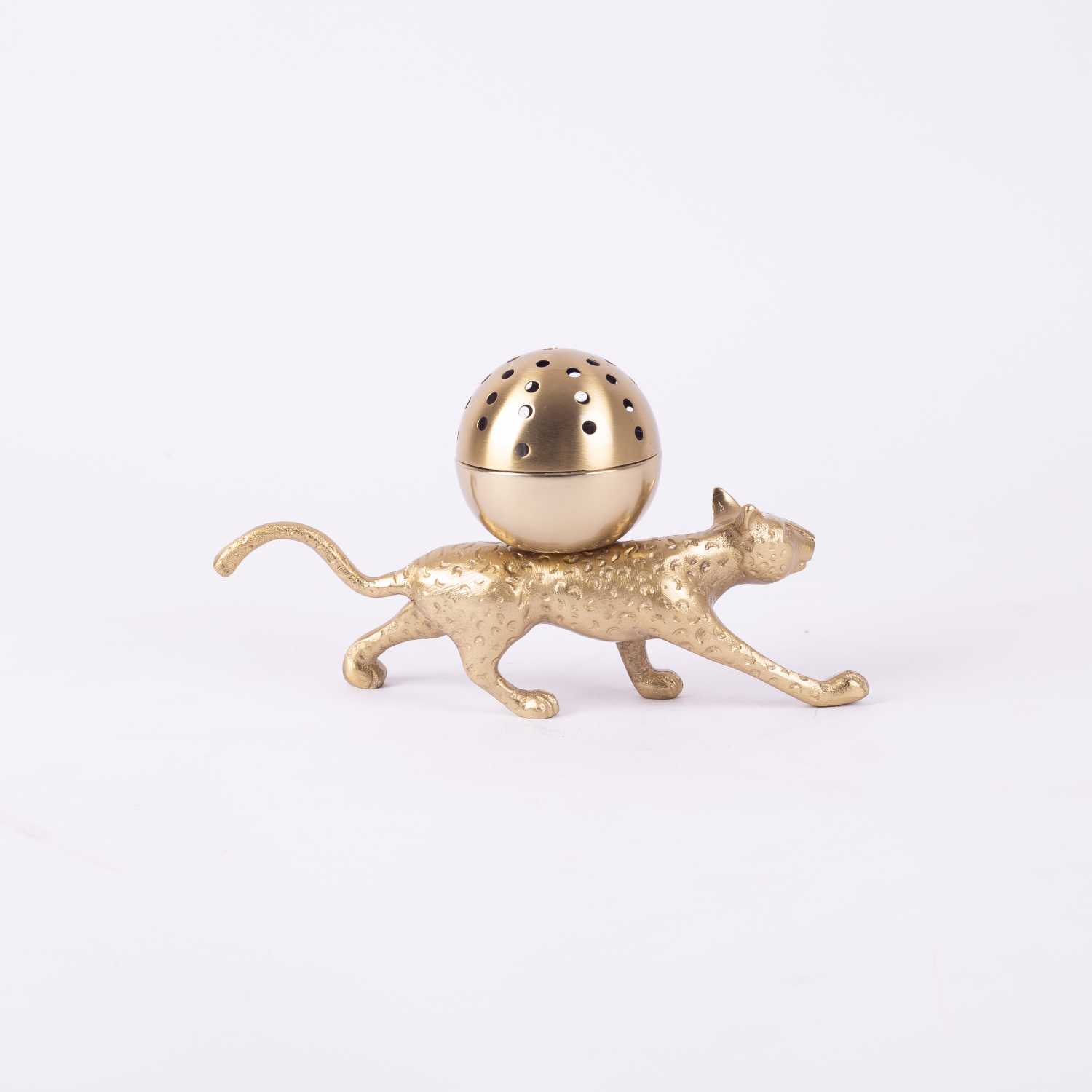 Leapord Mabkhara from Amara