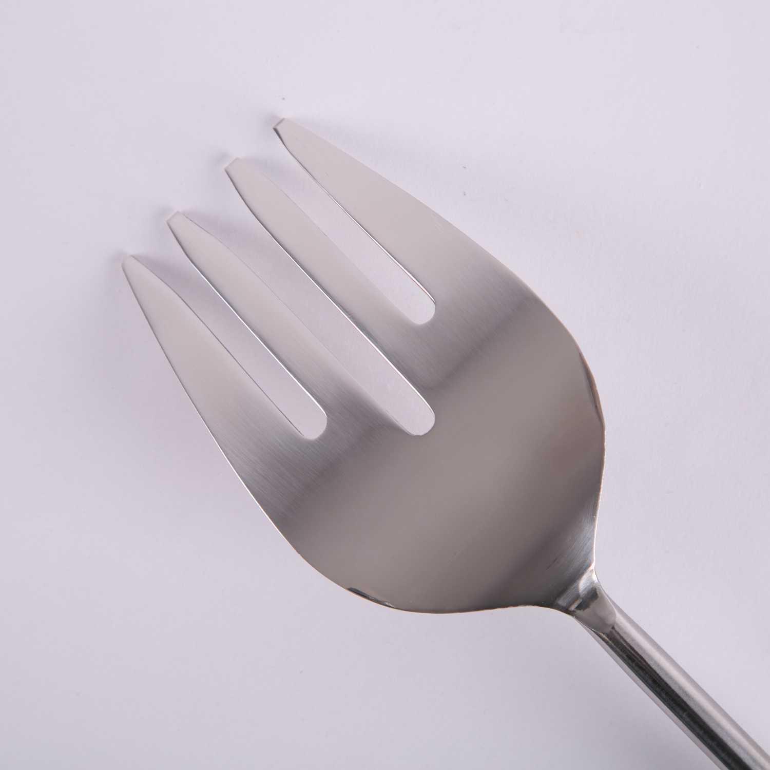 Salad serving set from Atheela