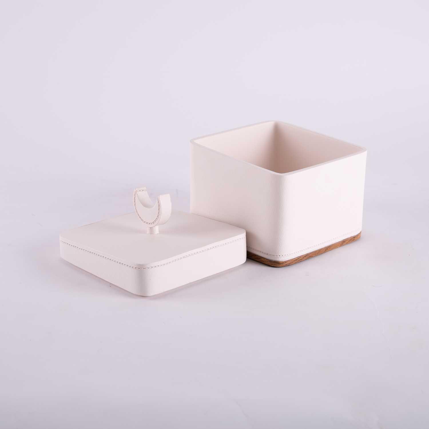 Storage box from Atheela
