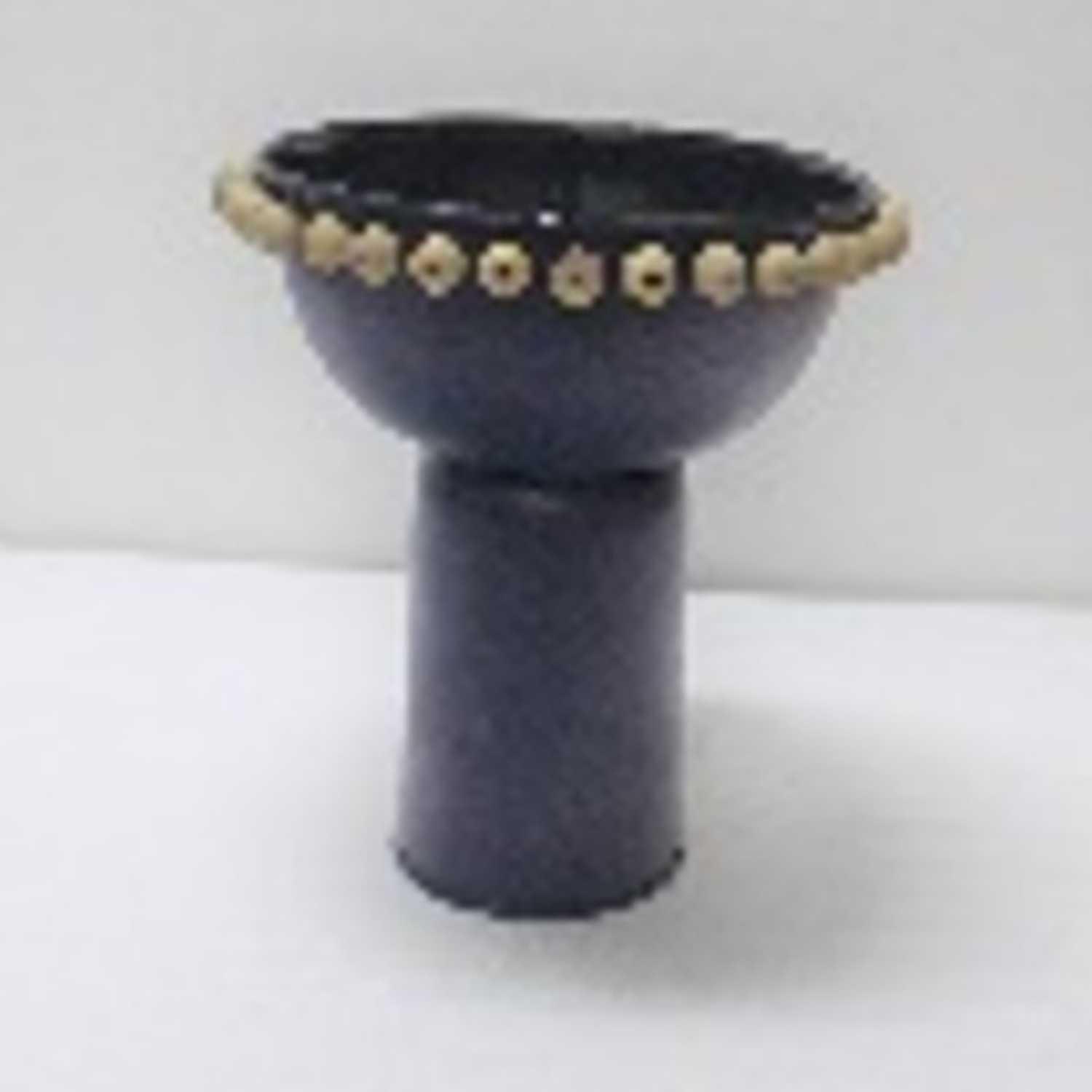 Bowl with Stand Terracotta