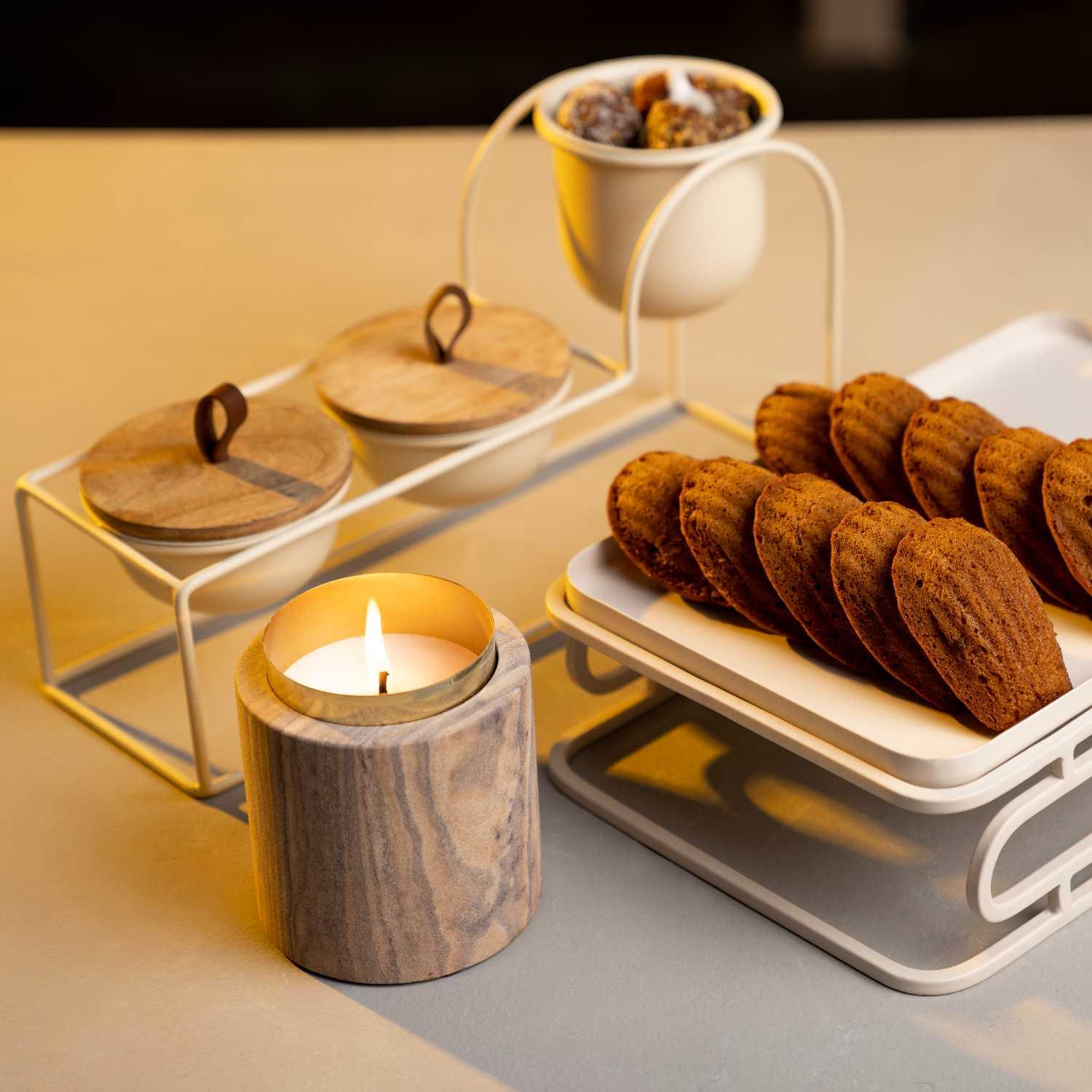 شمعة زجاجية معطرة روز
