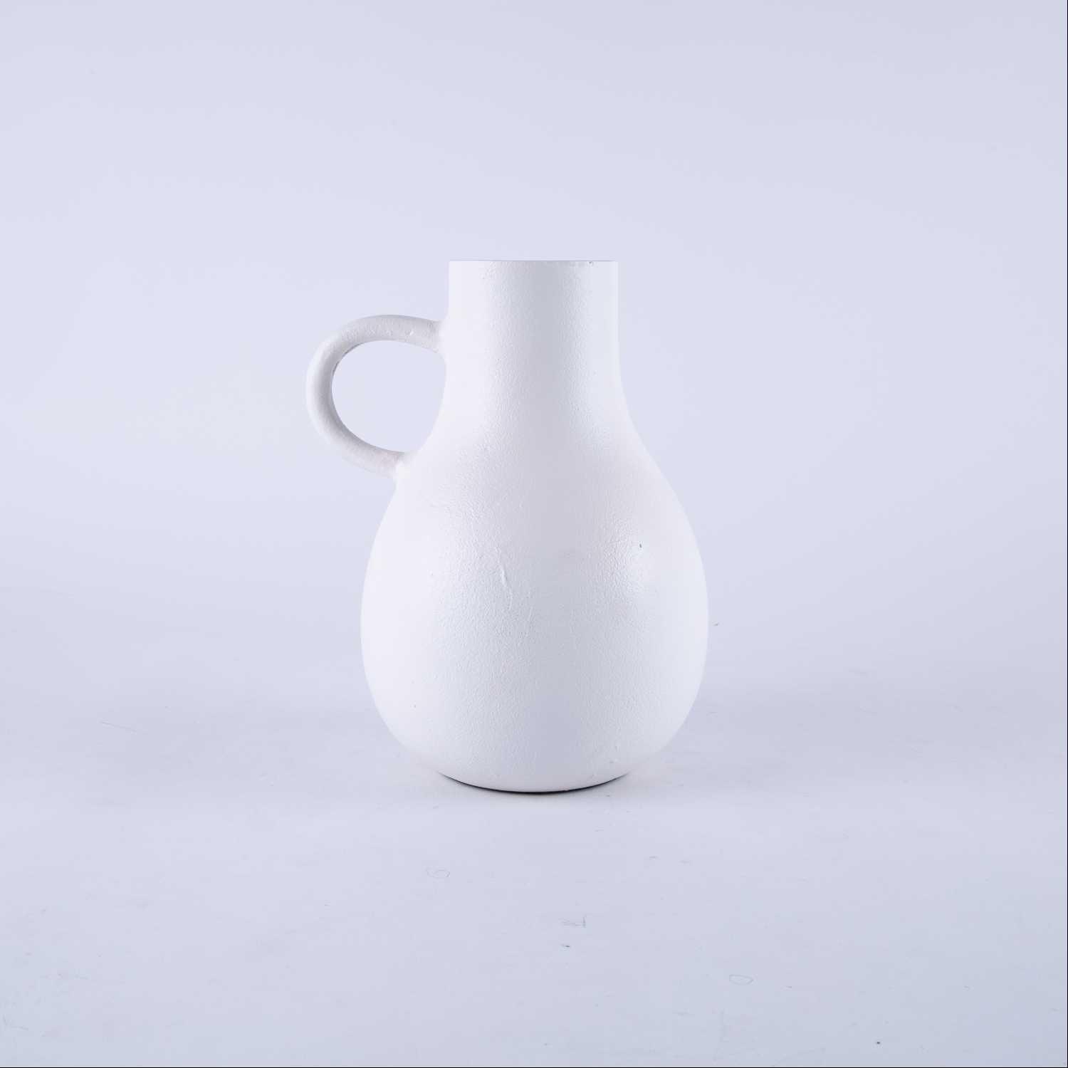 

decorative vase, Beige