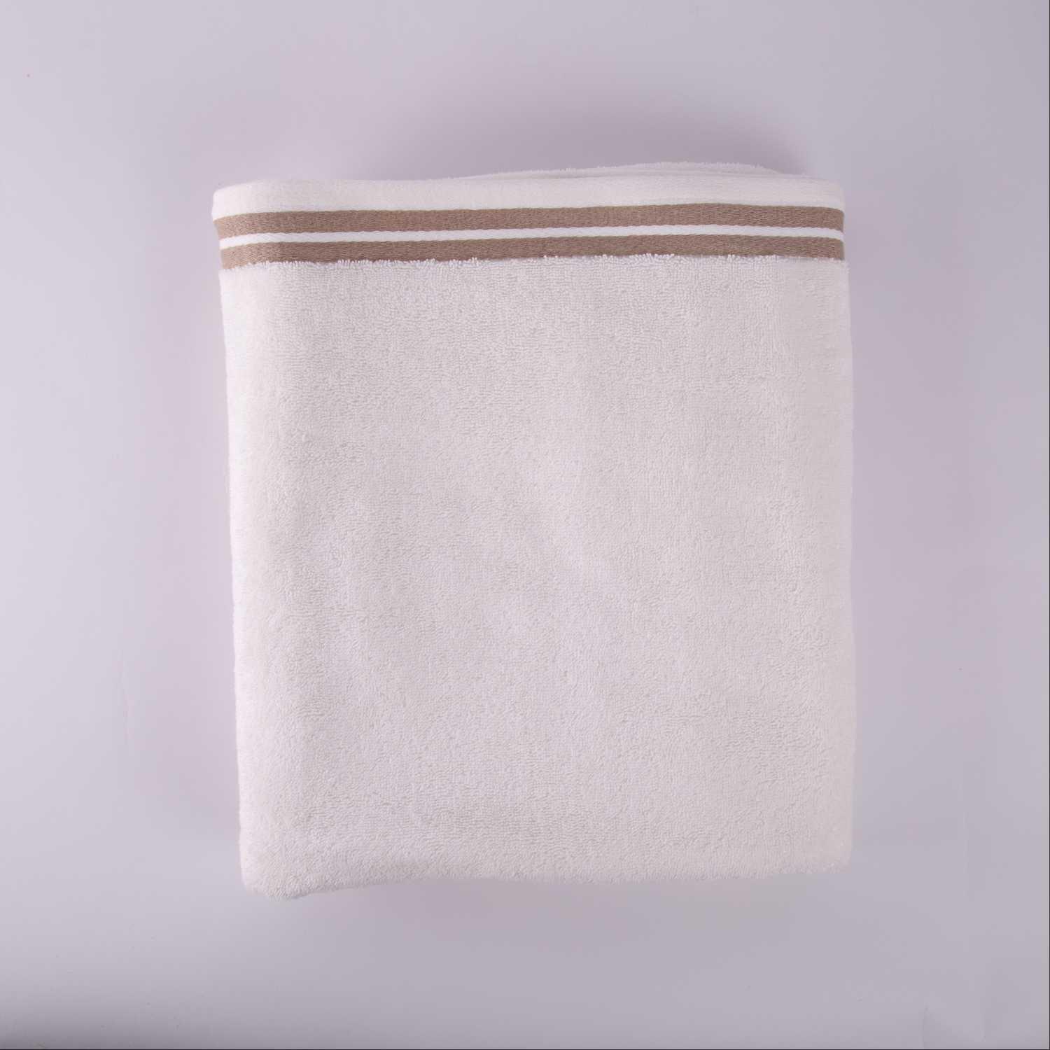 

seraphina bath sheet beige