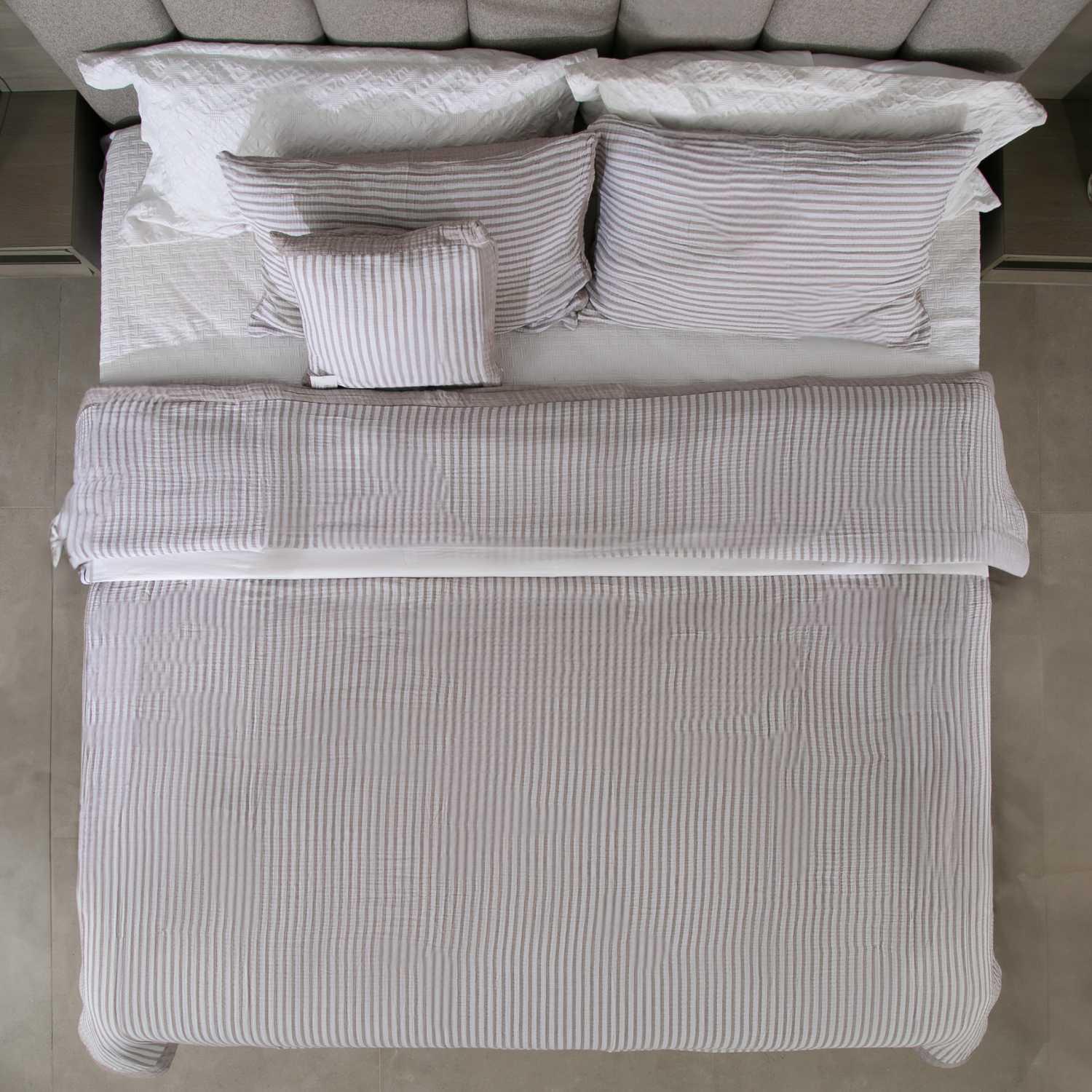 Milana Quilted Bed Set Queen Size