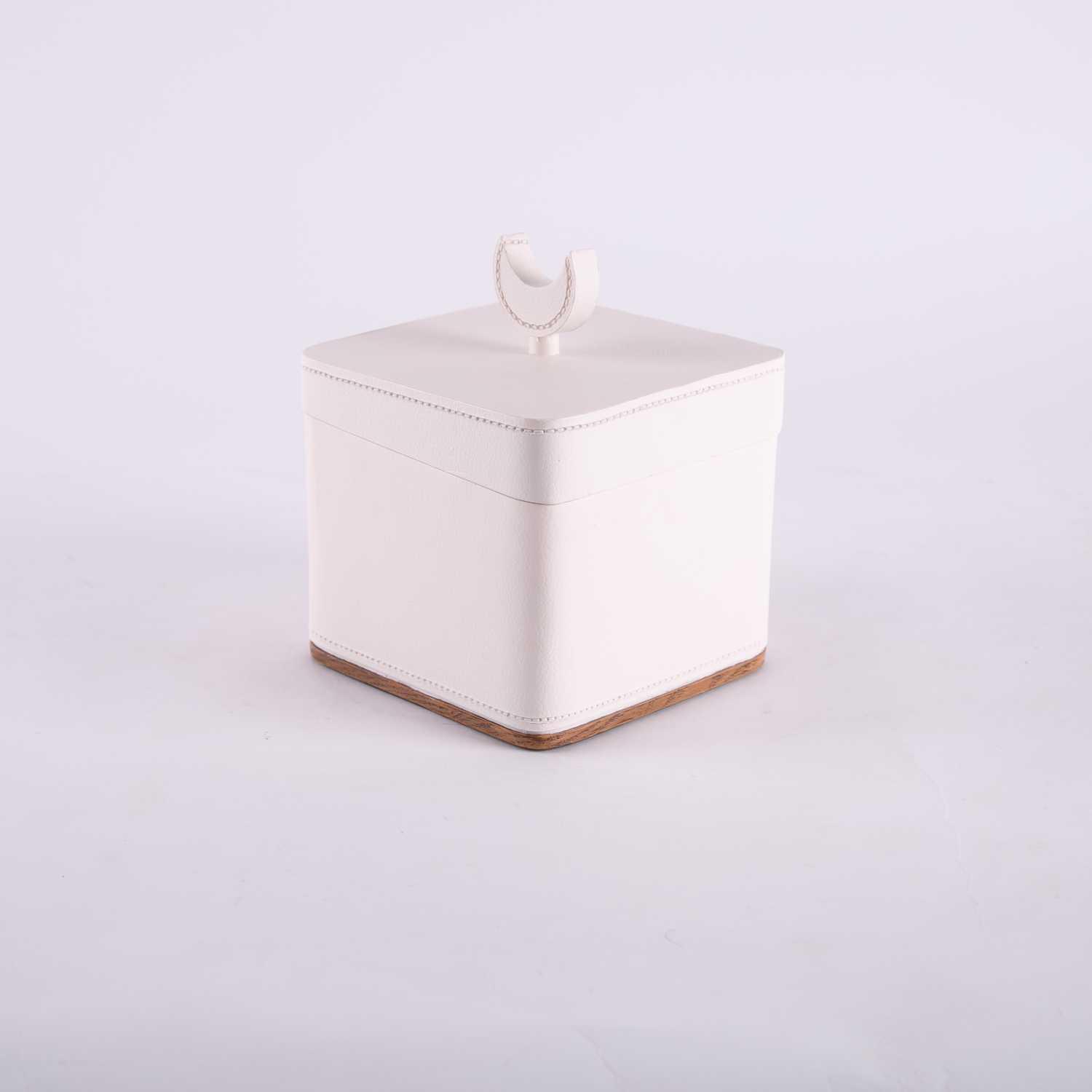 Storage box from Atheela