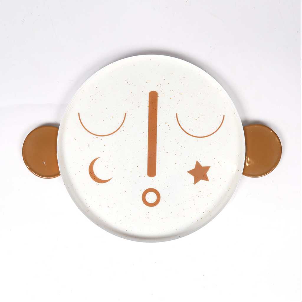 Serving metal tray from Daia