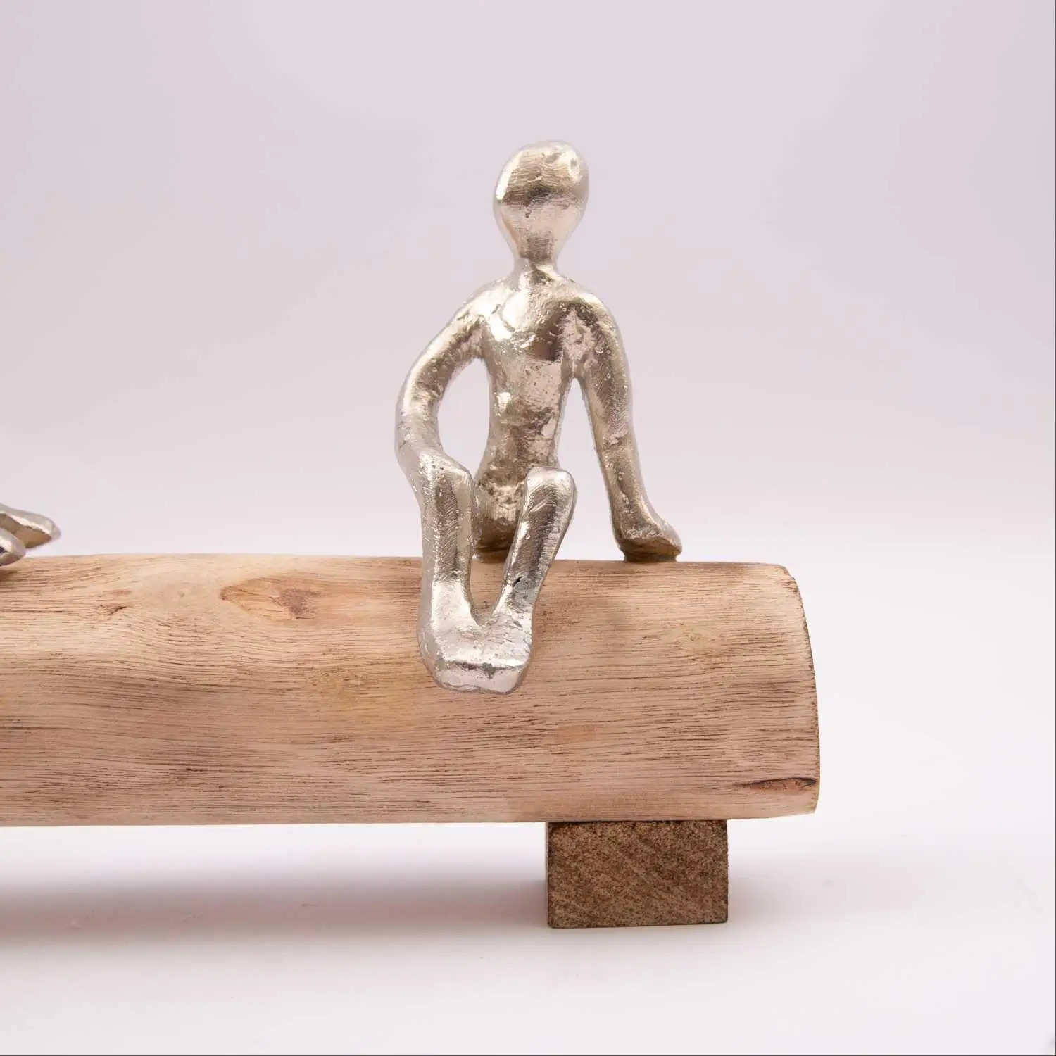 Figure of Viola