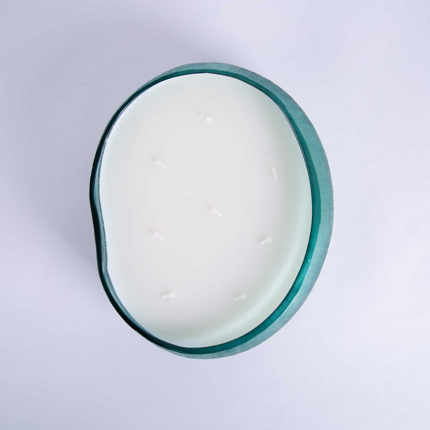 Pure linen scented glass candle