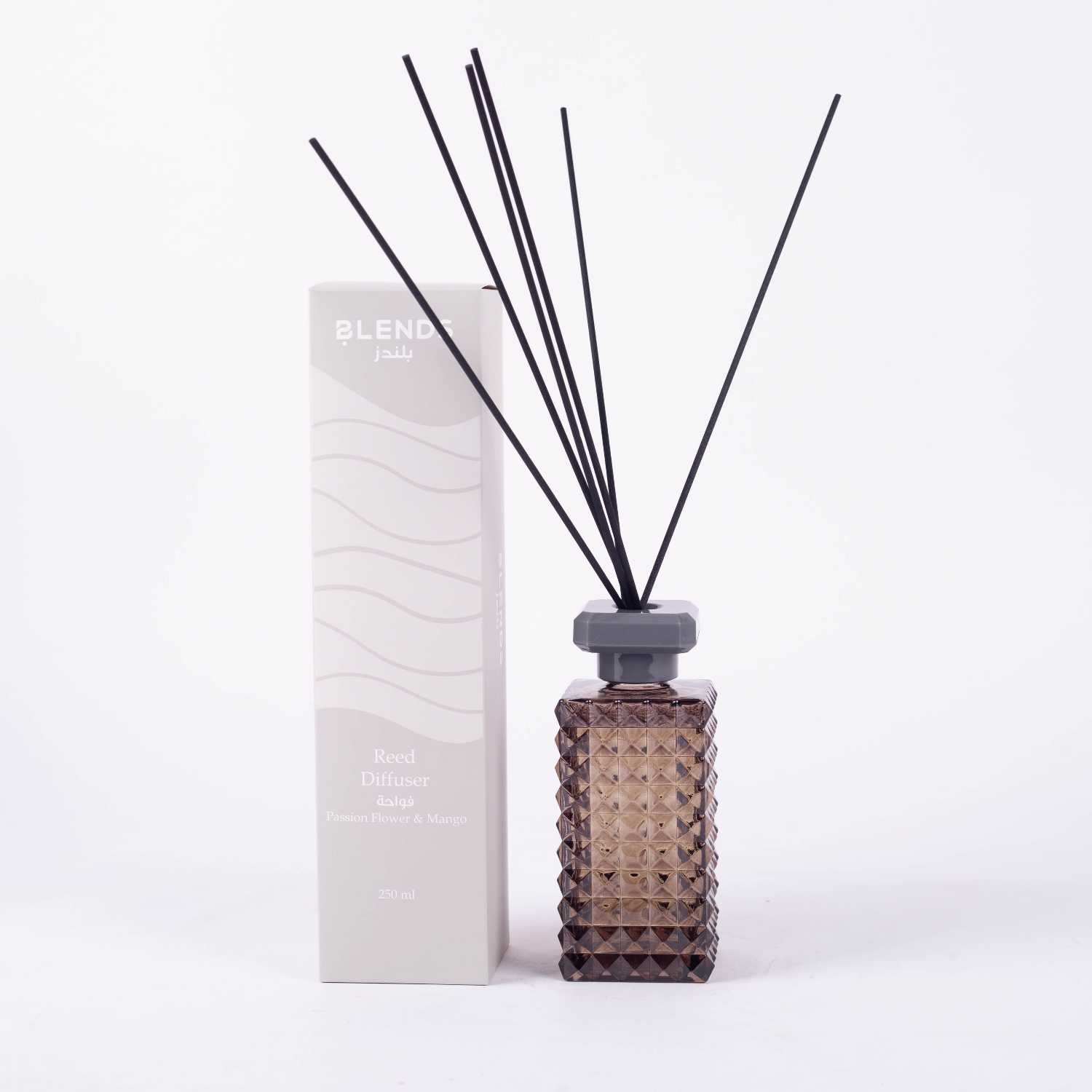 Reed Diffuser Passion Flower and Mango 250 ml from Amara
