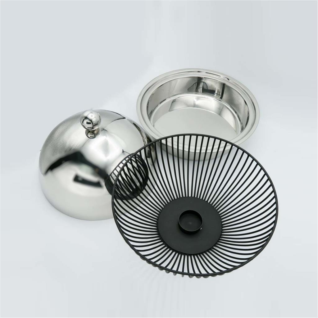 Food heater with candle