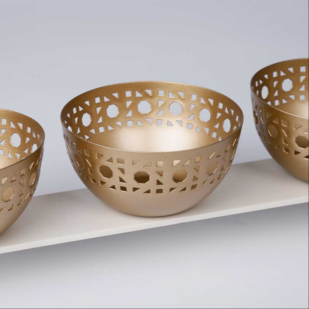 Serving Bowl with Stand from Pure