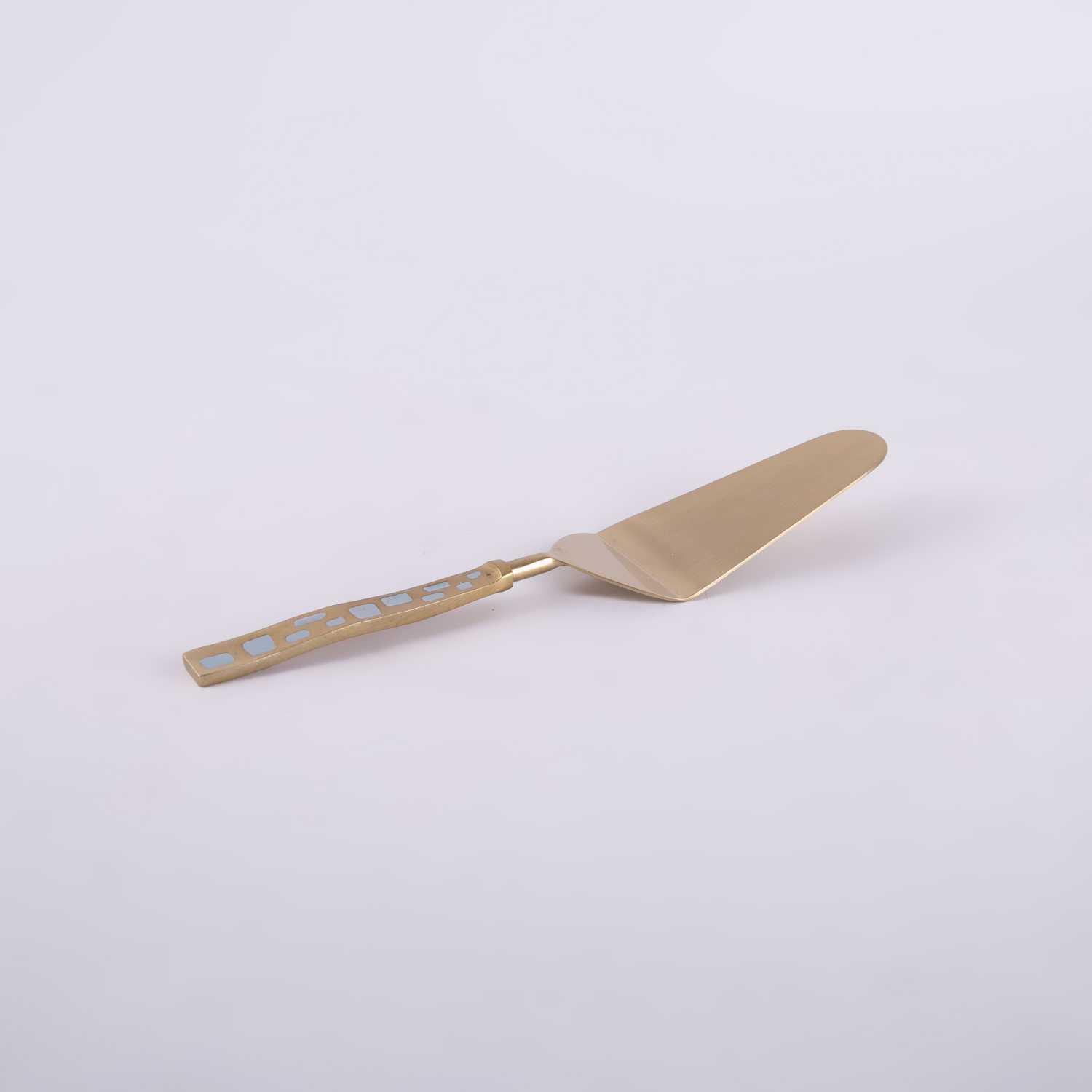 Cake Server Set from Atheela