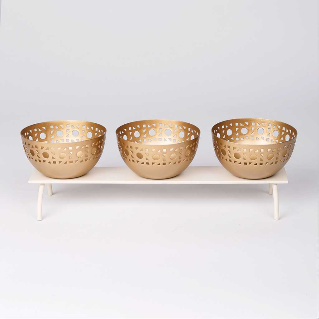 Serving Bowl with Stand from Pure