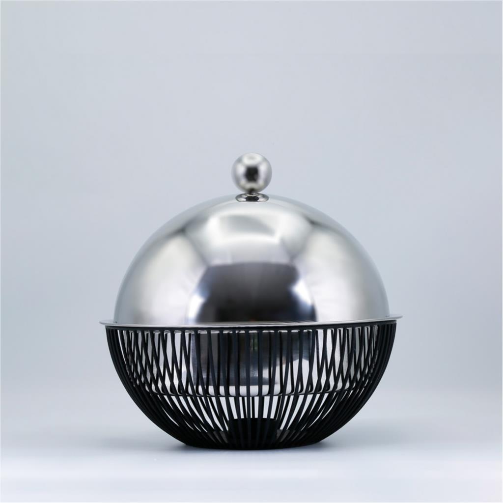 Food heater with candle