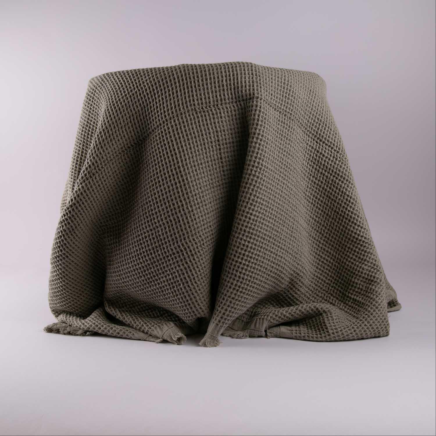 Alaska Throw Beige
