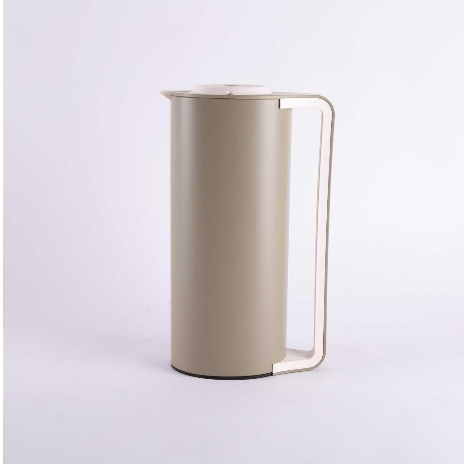 

vacumm flask from atheela, Beige silver