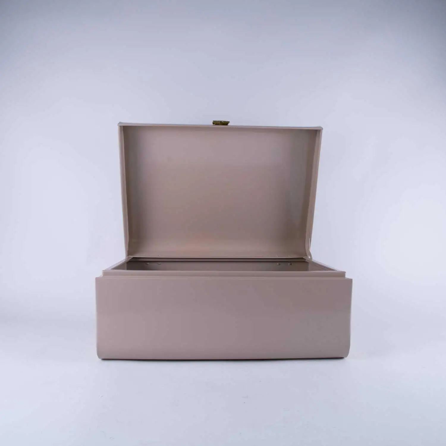 Multi use storage box
