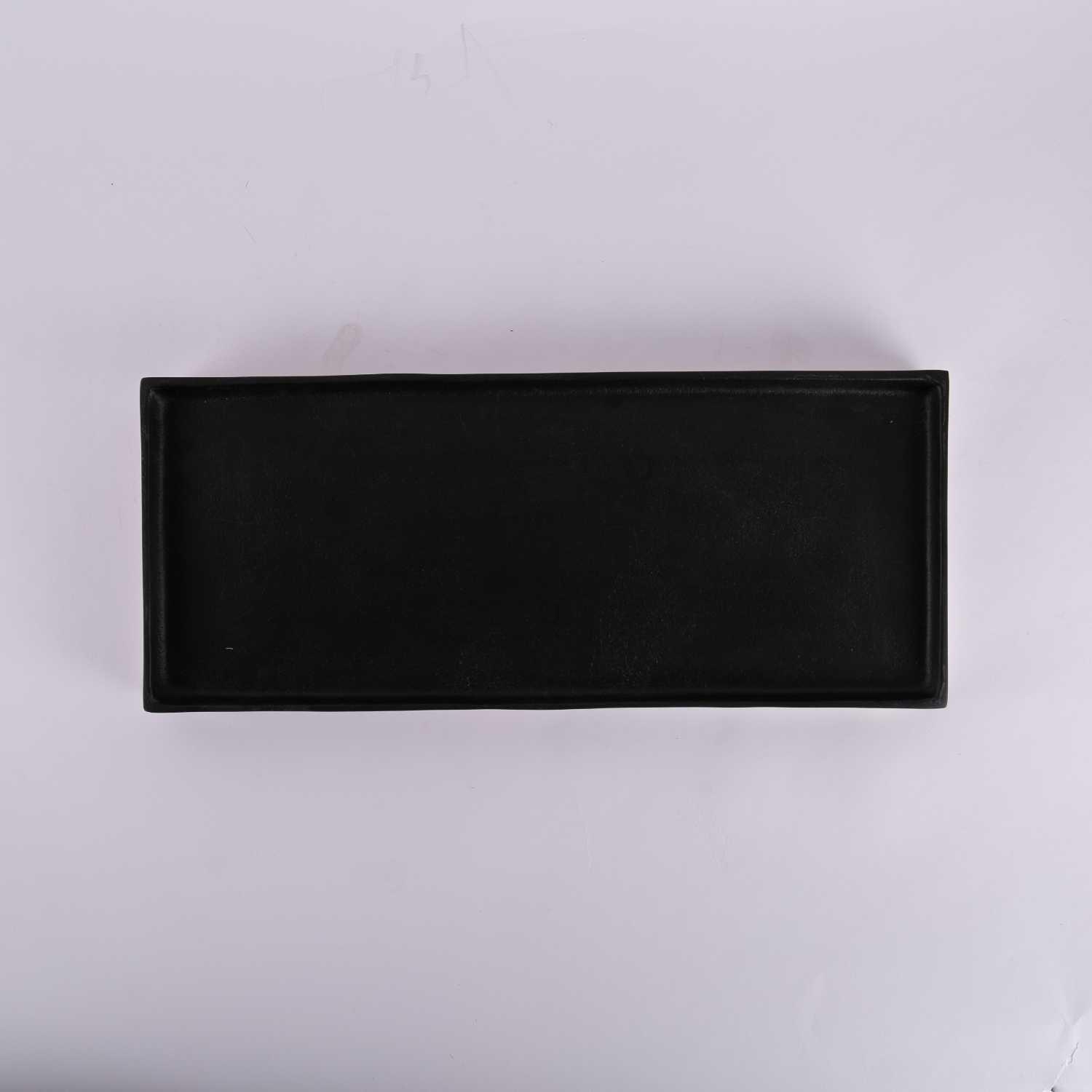 

serving tray from rothana, Black