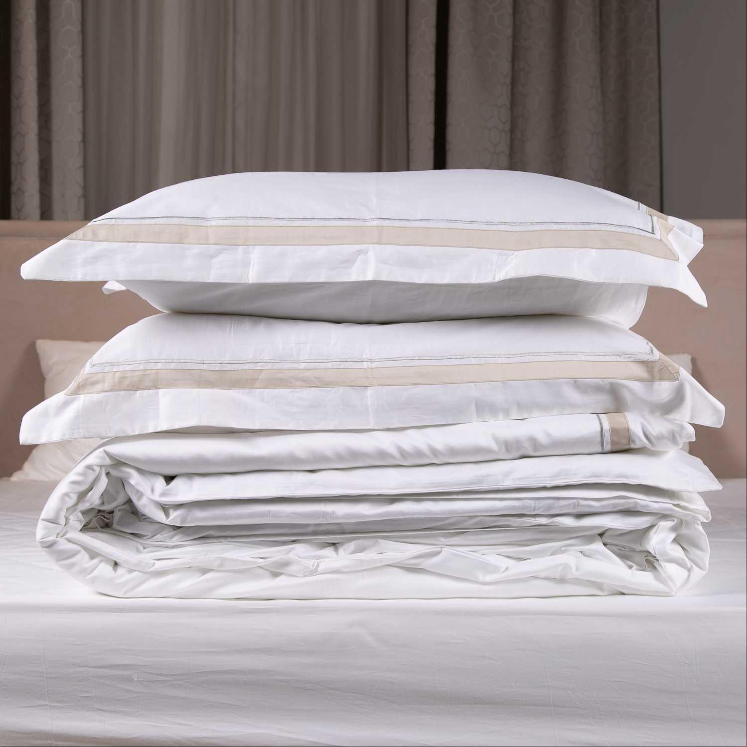 

ilana duvet cover set, White beige