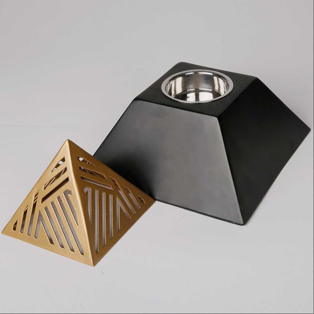 Pyramid Metal Mabkhara