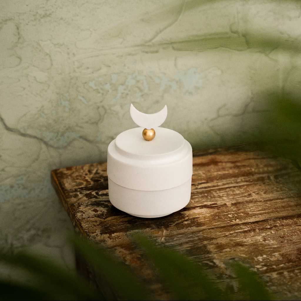 crescent storage box From Jade