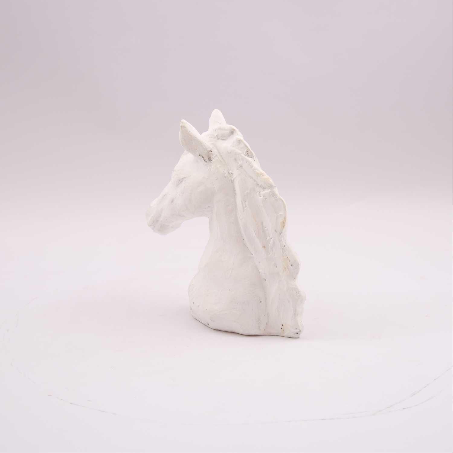Horse head white from Viola