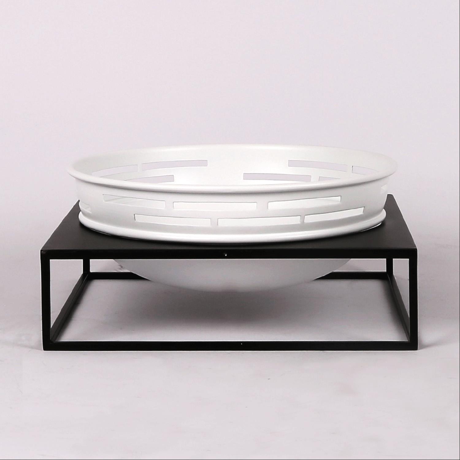 Salad Bowl - White/Black