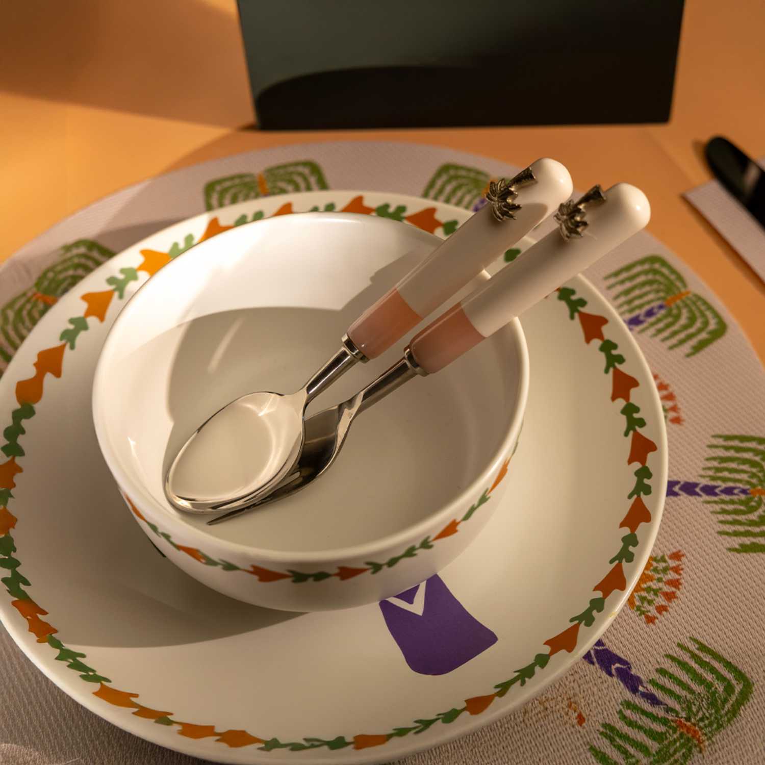 Large Serving Bowl from Retila