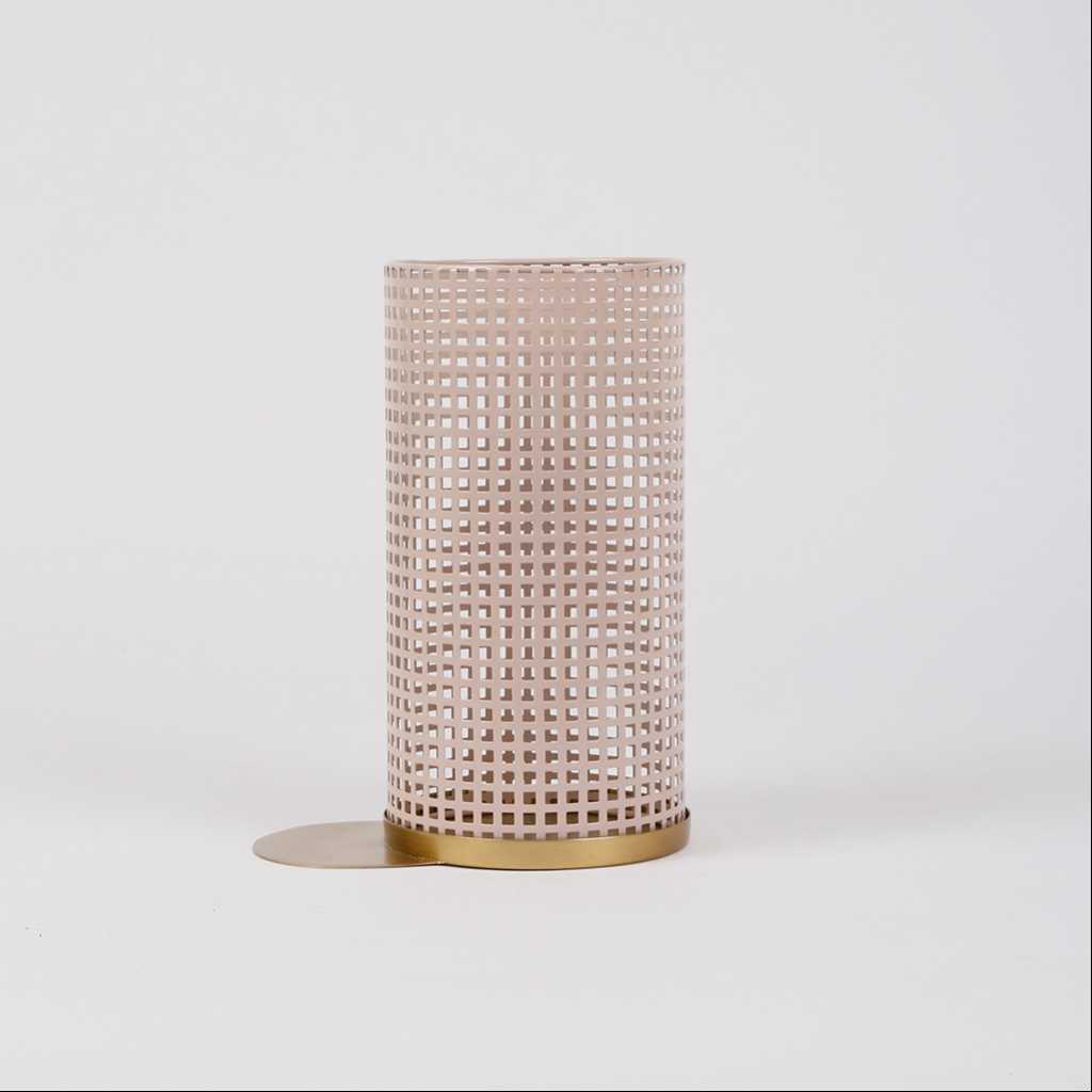 

mesh candle holder from mirage, Beige black