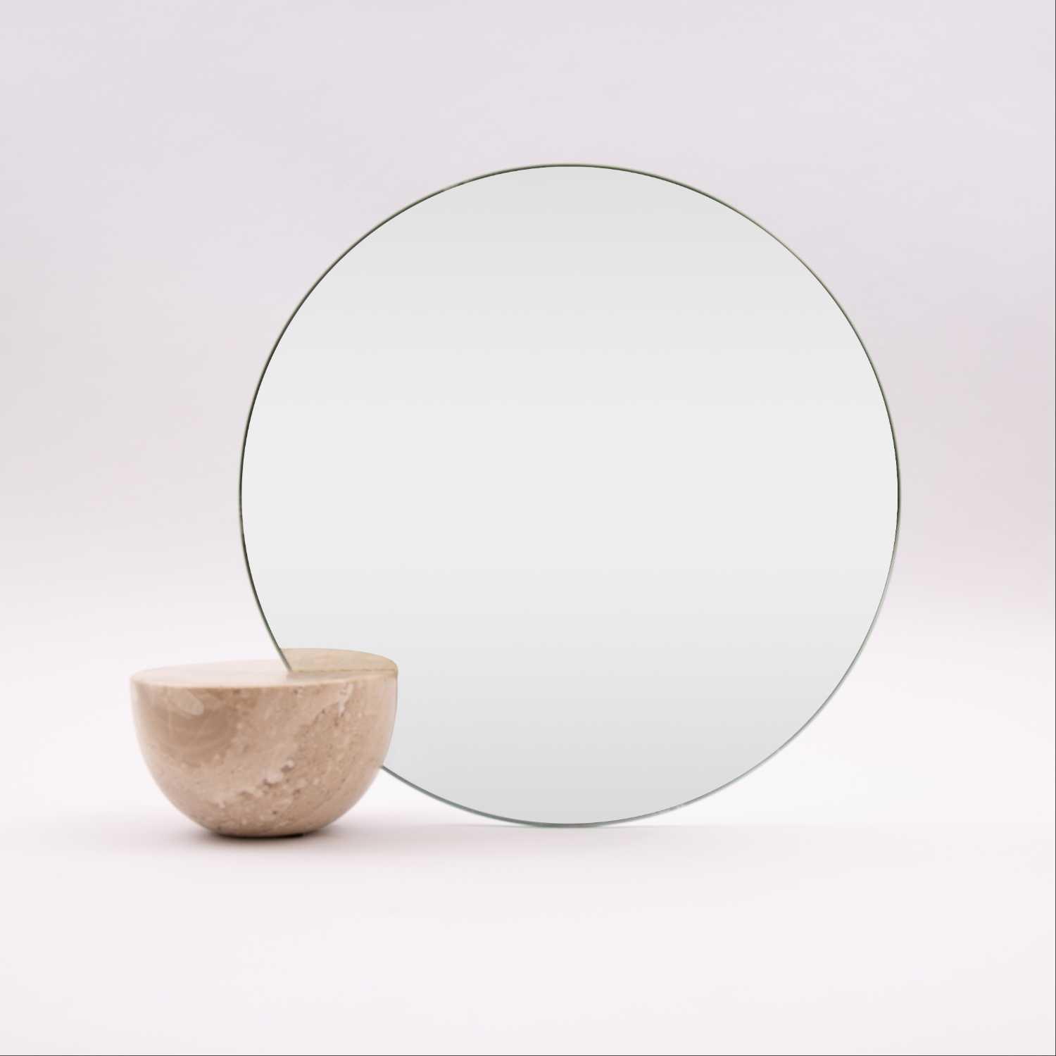 

mirror with traver tine base stand from blanca