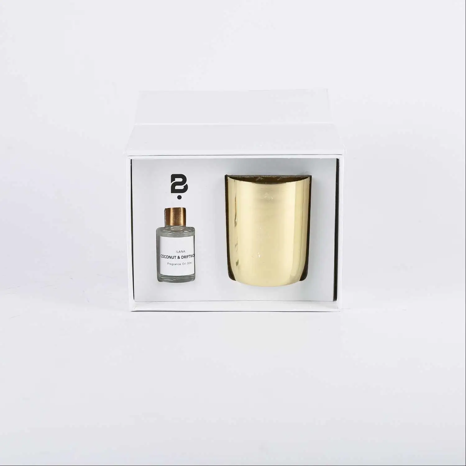 شمعة و معطر برائحة جوز الهند و العنبر مجموعة ايلانا