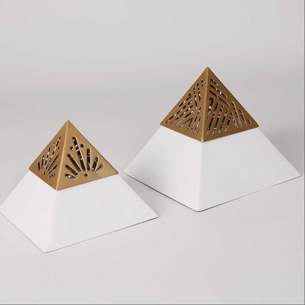 Pyramid Metal Mabkhara