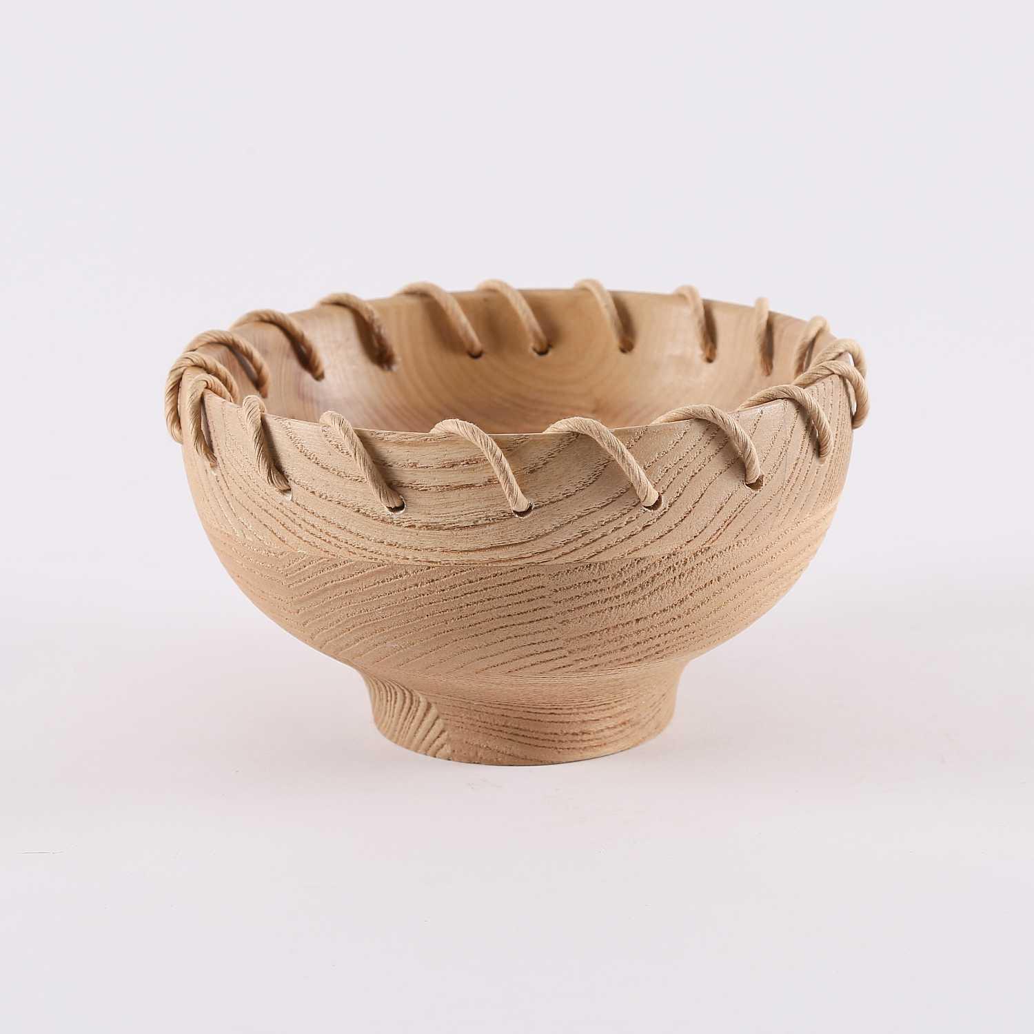 Bowl with Strip