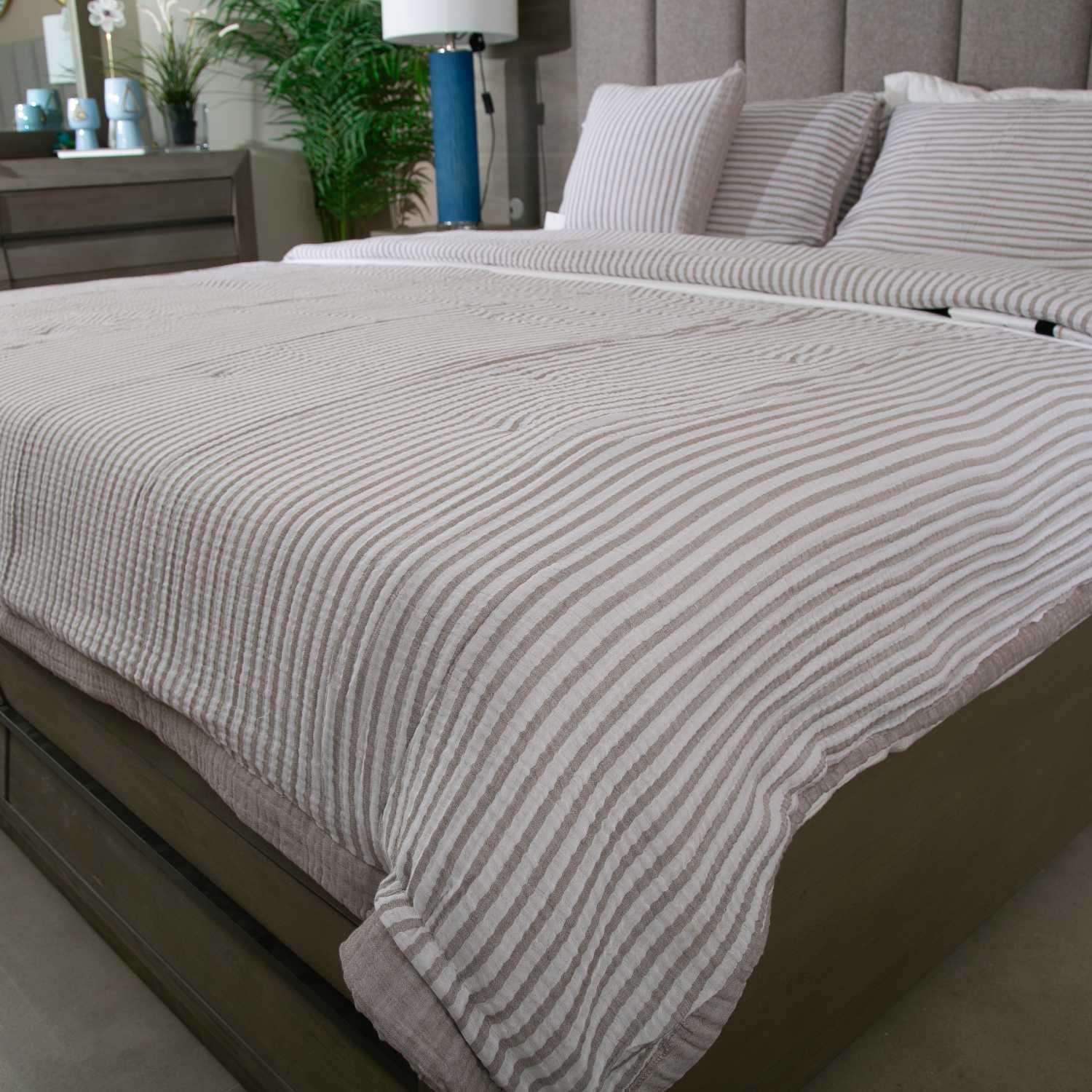 Milana Quilted Bed Set Queen Size