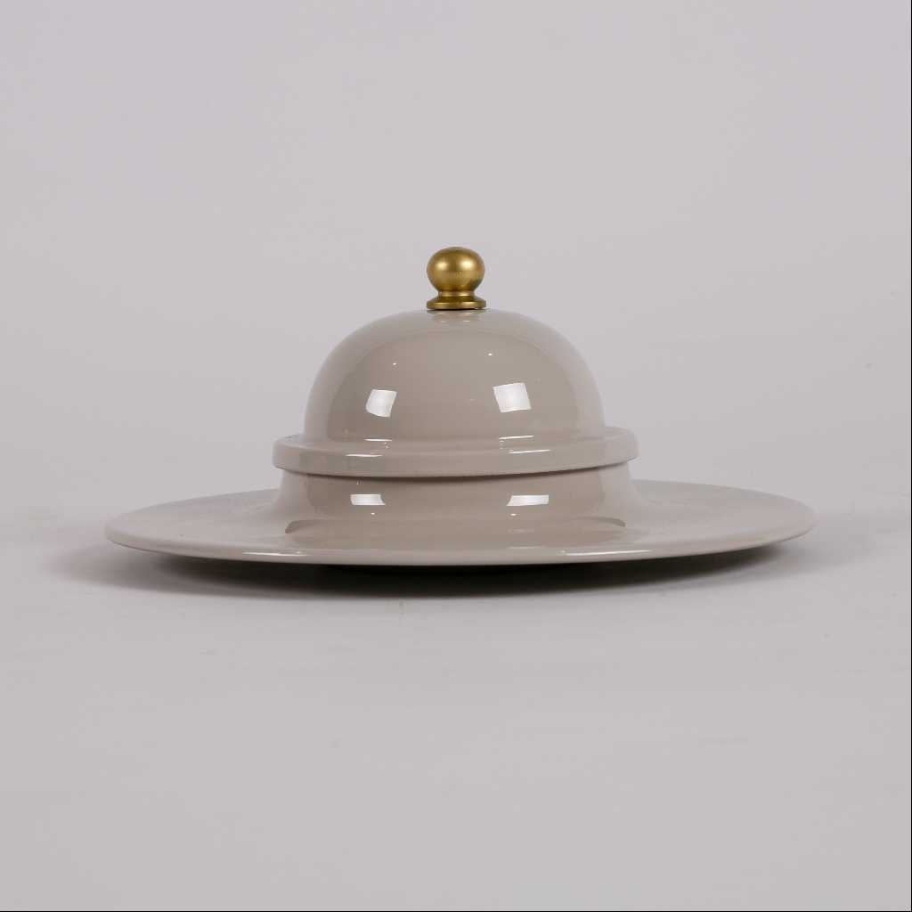 Modern Date Plate