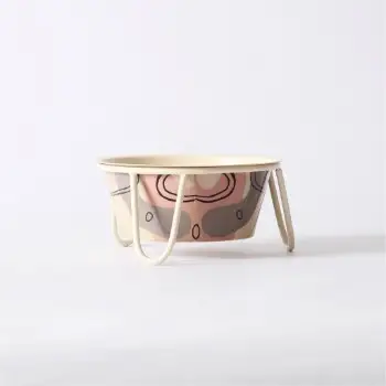 Serving bowl with base