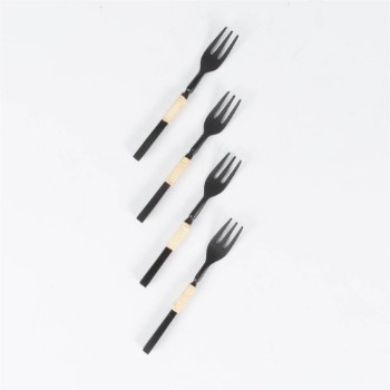 Small forks black rattan set of 4