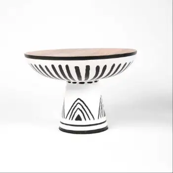 Wooden cake stand