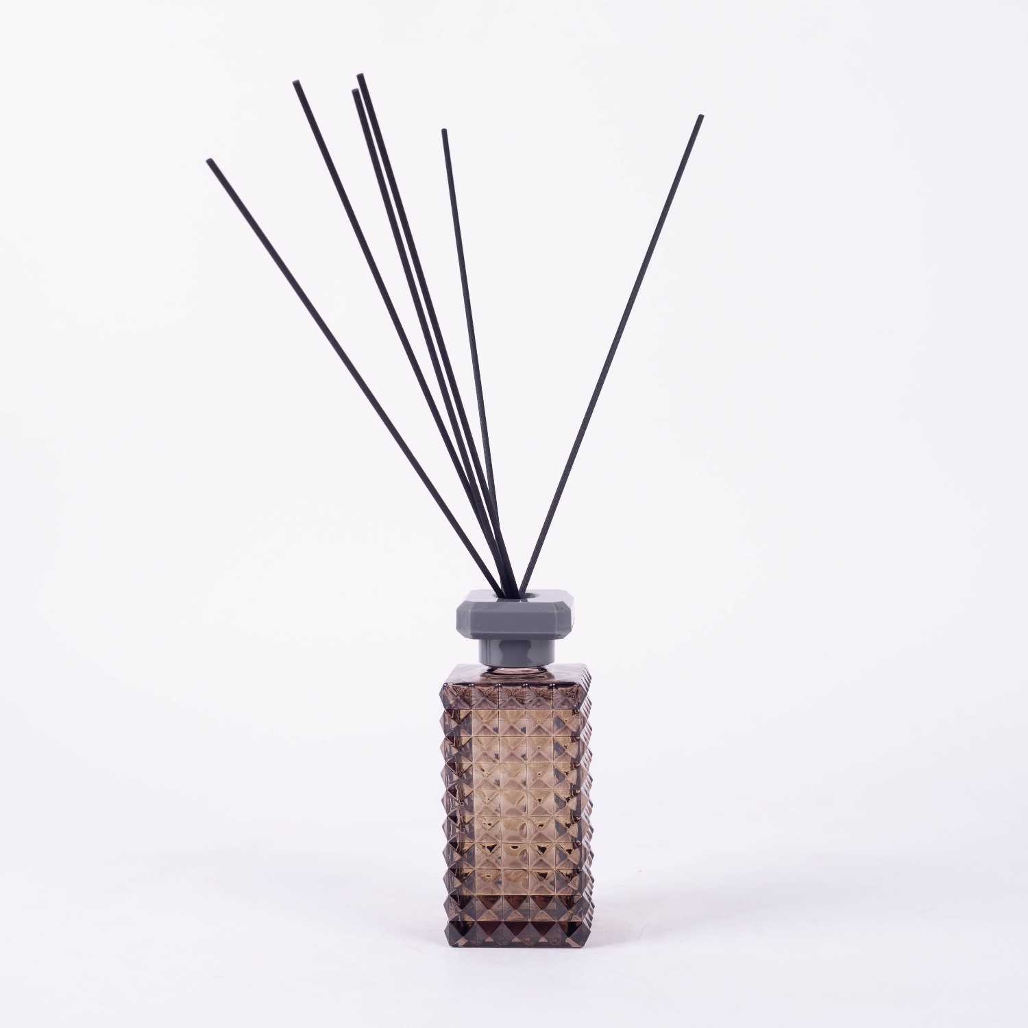Reed Diffuser Passion Flower and Mango 250 ml from Amara