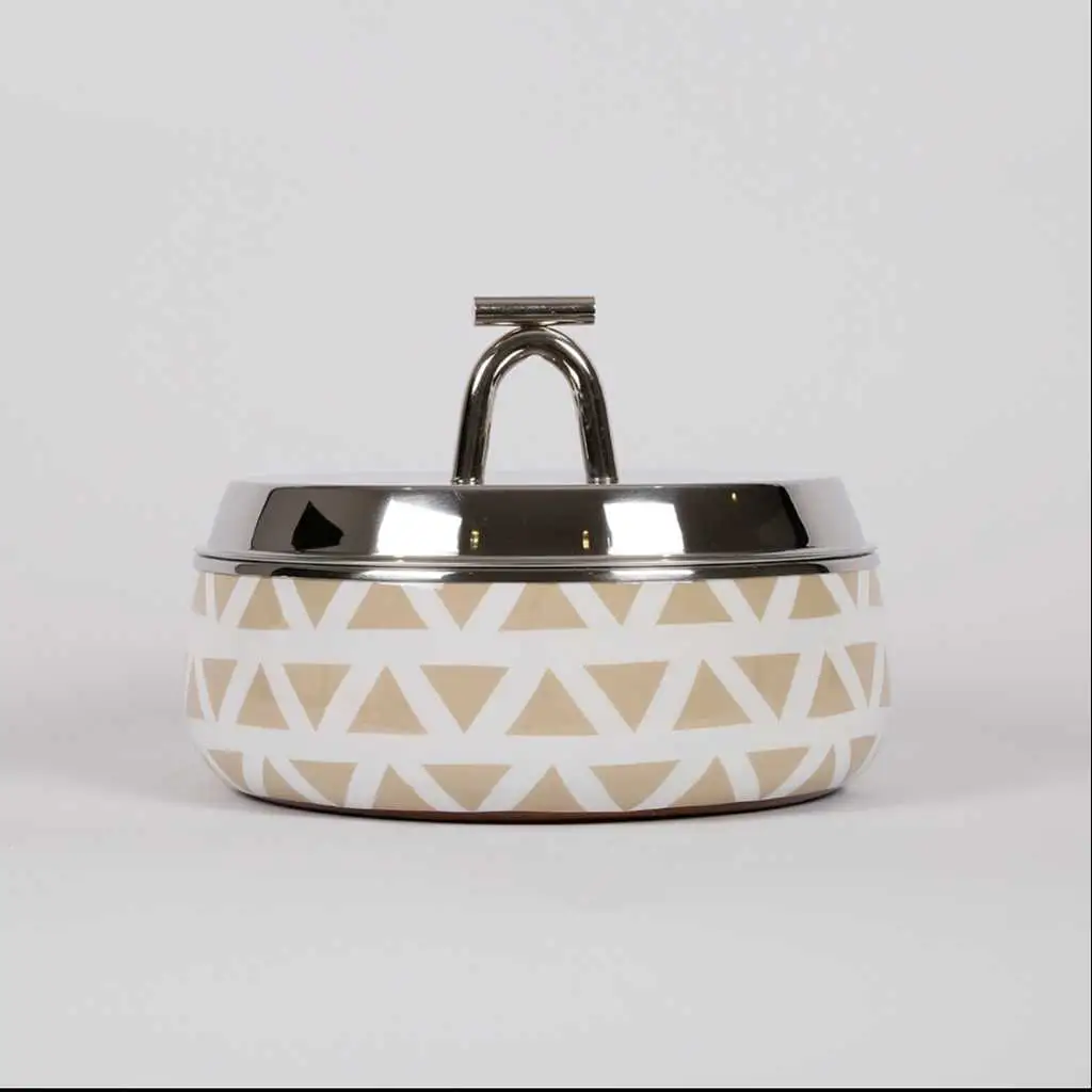 Casserole triangles with lid